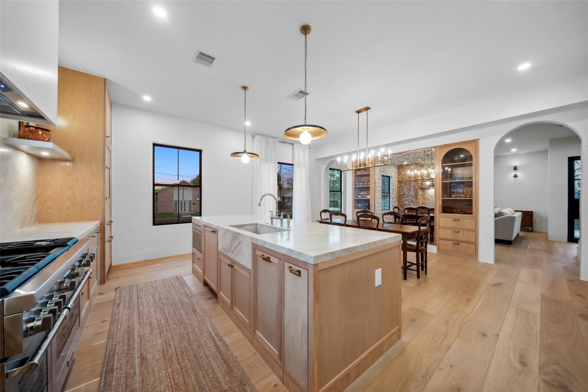 3111 Eastman Street