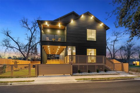 Photo of 3111 Eastman Street, Houston, TX 77022 (MLS # 63631685)