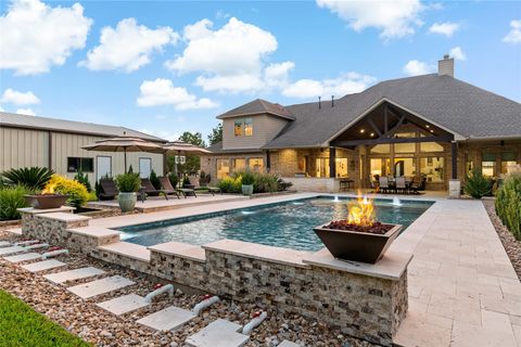 Photo of 18547 Michaels Run, Montgomery, TX 77316 (MLS # 12850614)