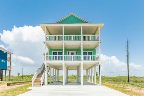 Homes For Sale - 816 Coast Guard<br/> Brazoria County, Surfside Beach, TX 77541