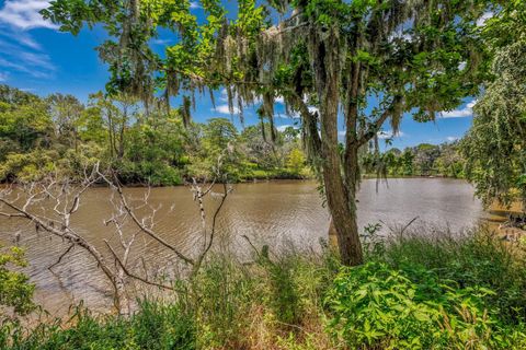 250 County Road 498 Sweeny TX 77480