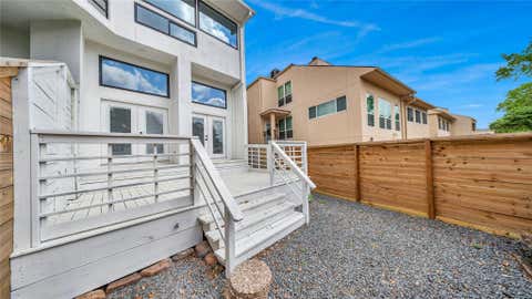 Photo of 3510 Bellaire Boulevard, Houston, TX 77025 (MLS # 81844689)