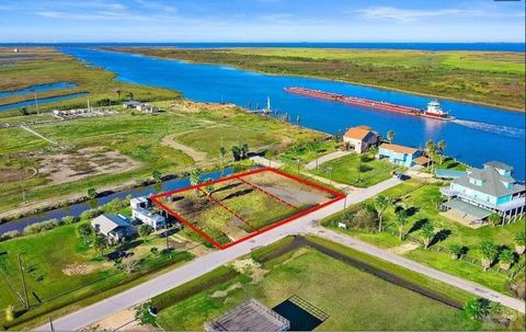 Photo of 1287 N Monkhouse Drive, Crystal Beach, TX 77650 (MLS # 79405188)