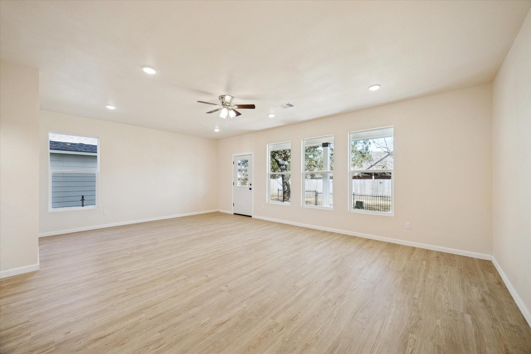 141 Golf View