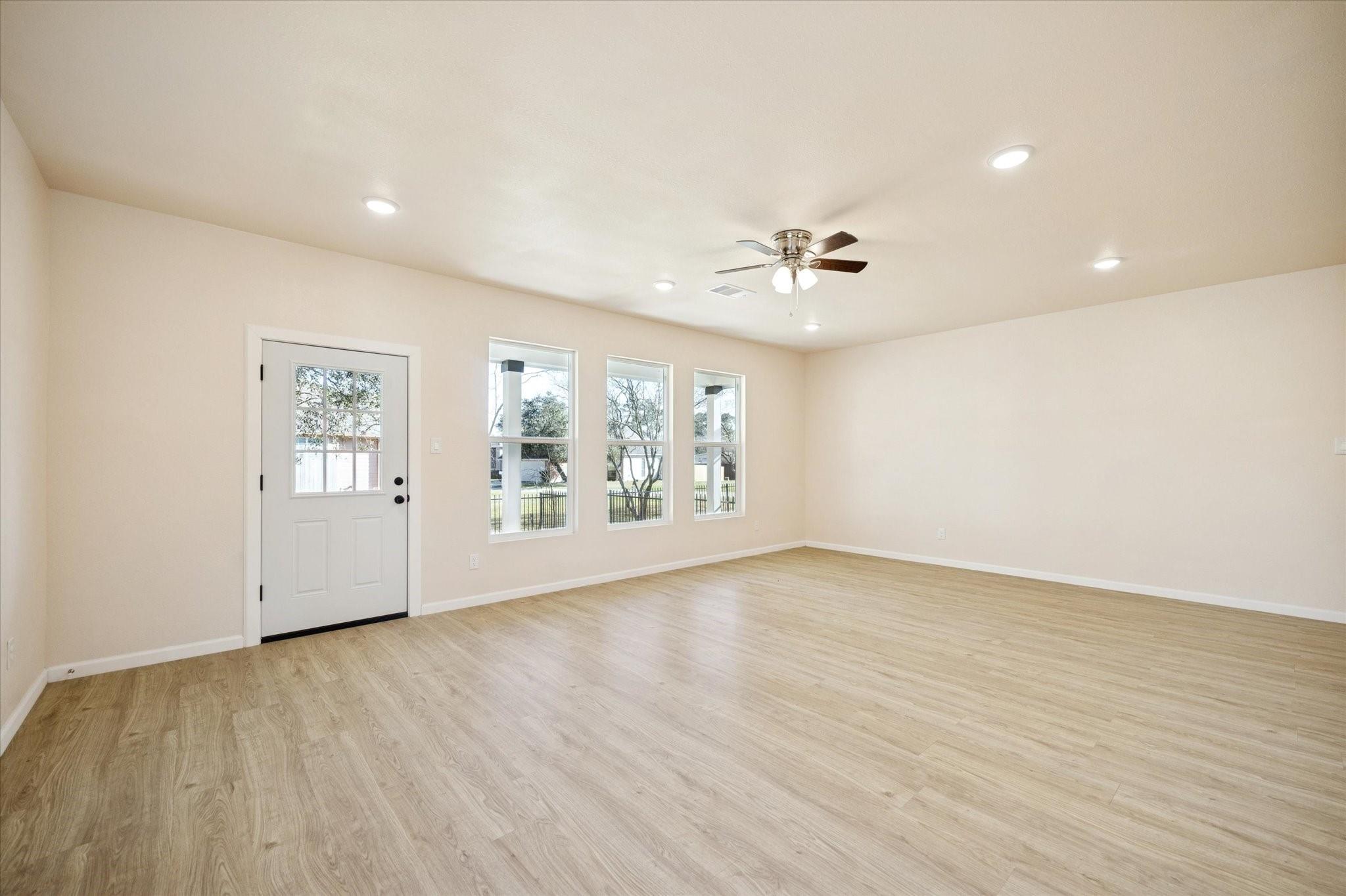 141 Golf View