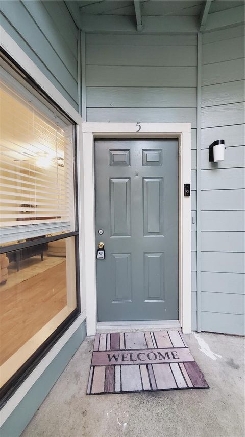 Photo of 3768 Tanglewilde Street #J5, Houston, TX 77063 (MLS # 60894958)