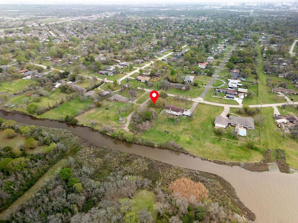 Photo of 0 N Burnett Drive, Baytown, TX 77520 (MLS # 29332456)