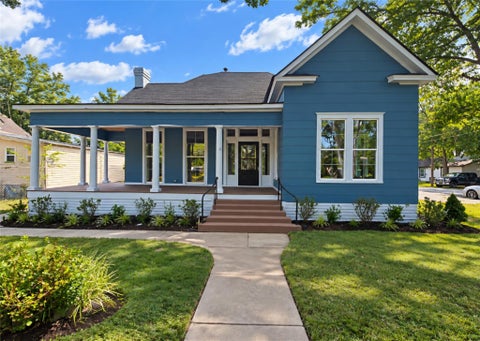 Photo of 501 E State Street, Eagle Lake, TX 77434 (MLS # 10904205)