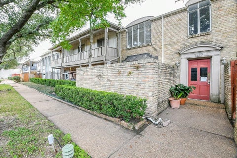 Photo of 2585 Marilee Lane #3, Houston, TX 77057 (MLS # 8492700)
