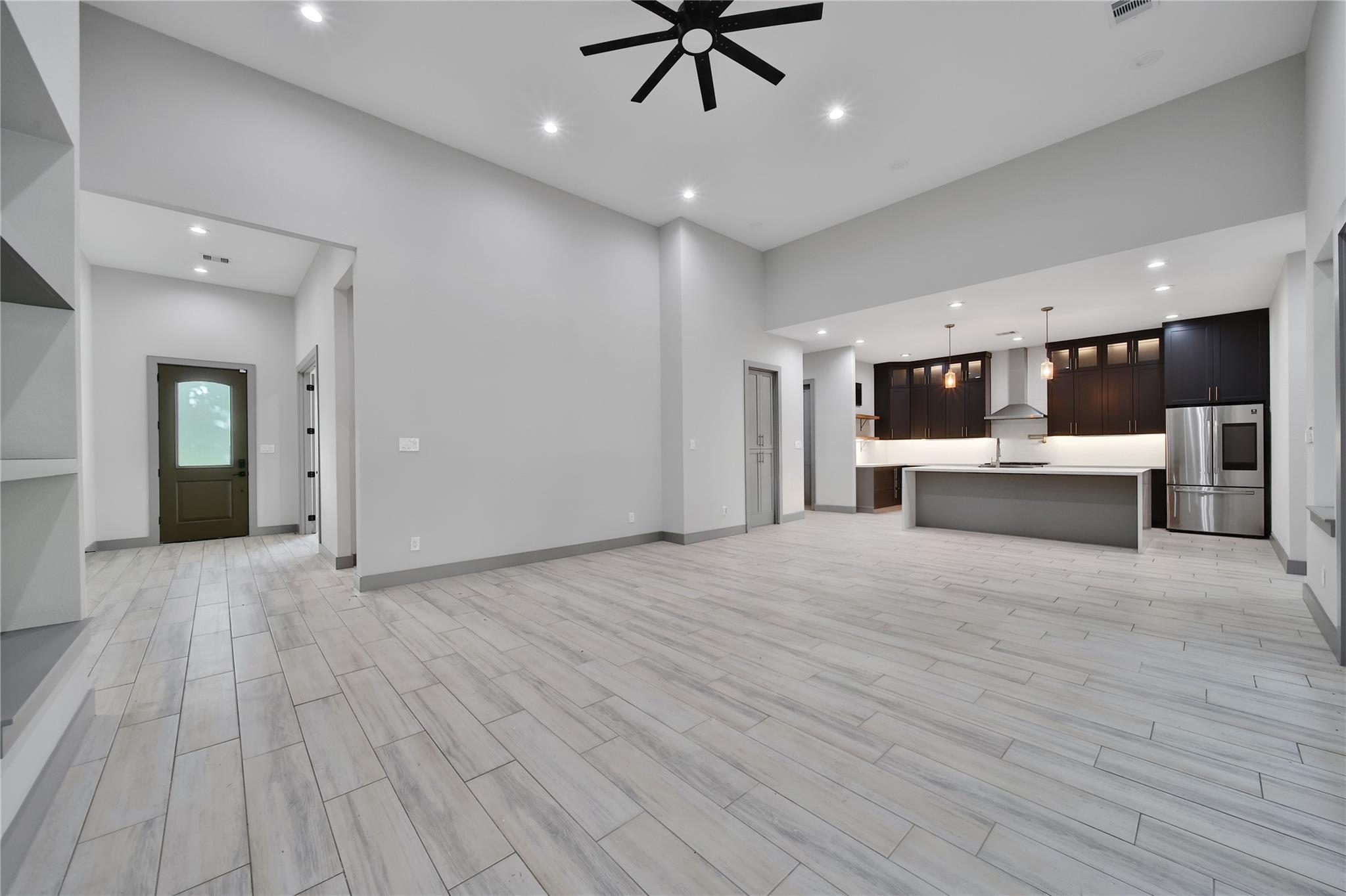 25218 Melanie Pointe