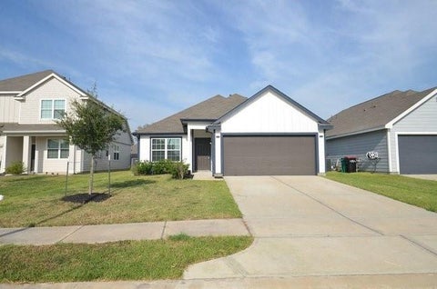Photo of 5626 Brooklyn Rose Drive, Rosharon, TX 77583 (MLS # 31061739)
