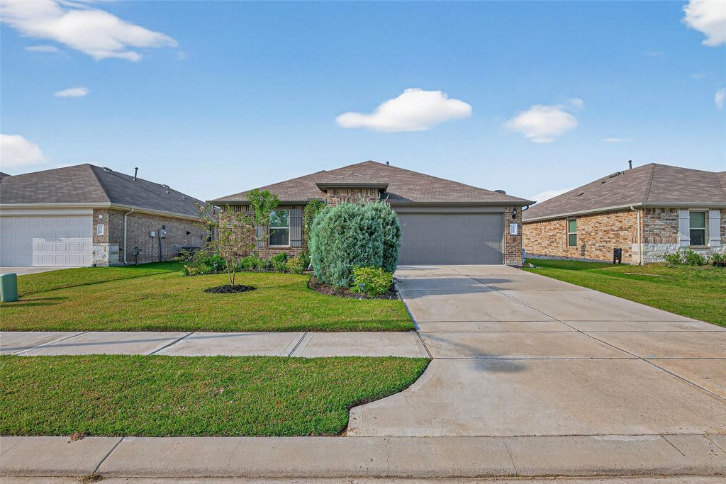 Photo of 20256 Portbec Drive, New Caney, TX 77357 (MLS # 48882204)