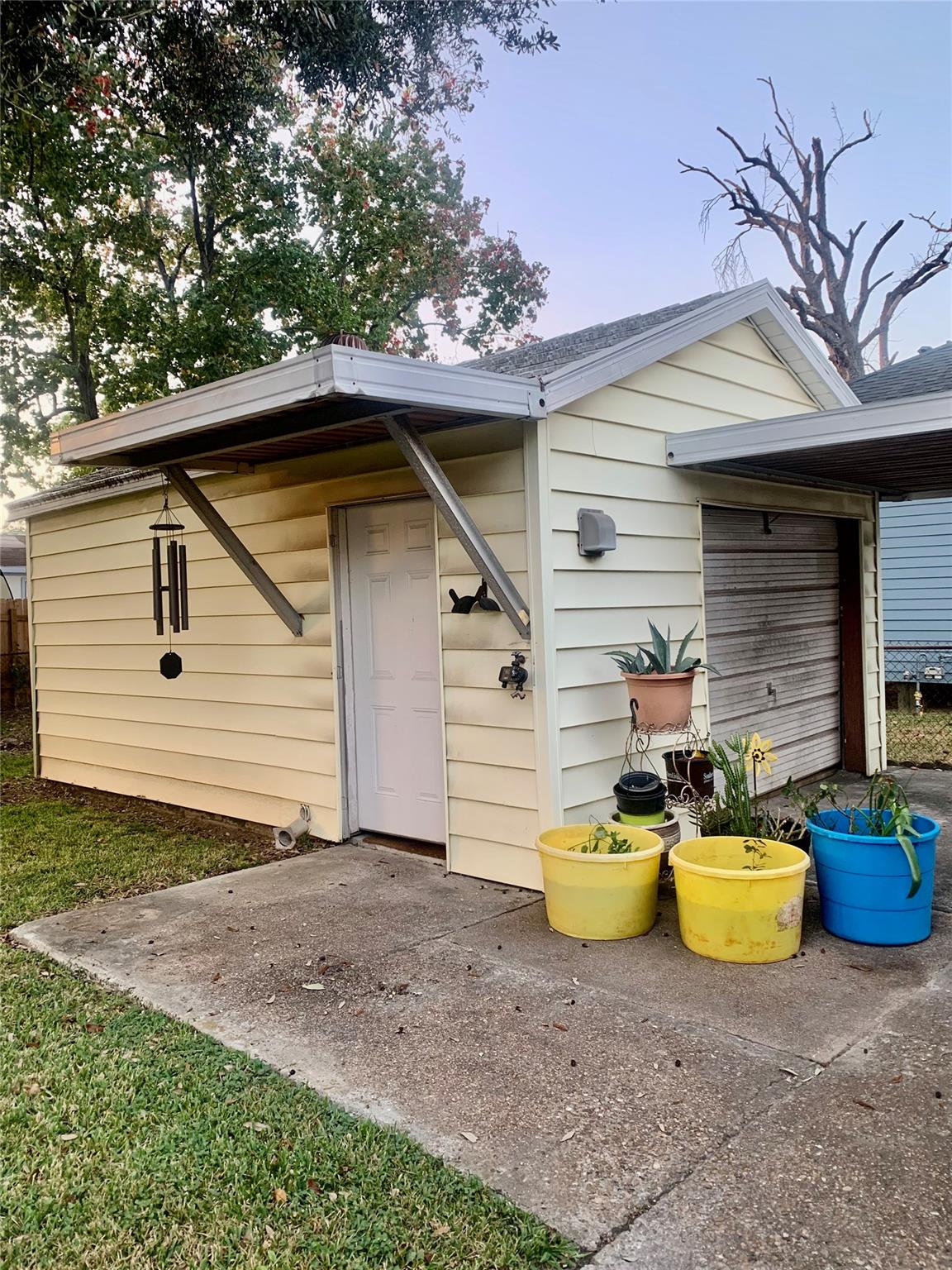 638 Hollywood Street