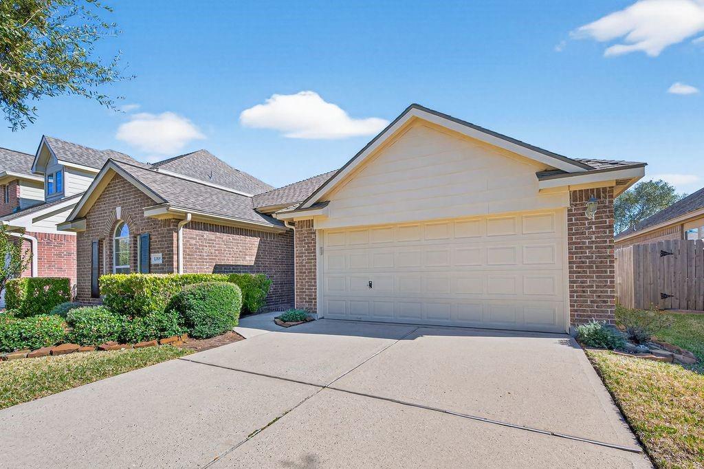 13519 Barons Lake Lane