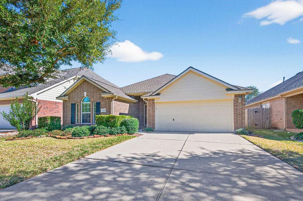 13519 Barons Lake Lane