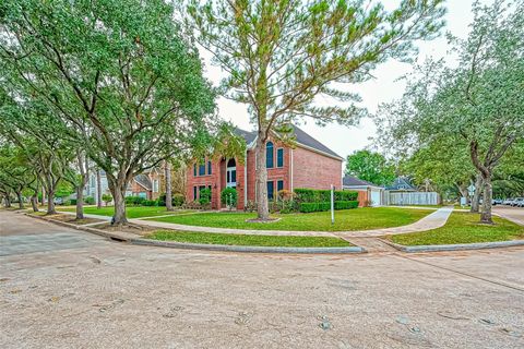 Photo of 2627 Double Lake Drive, Missouri City, TX 77459 (MLS # 20272725)