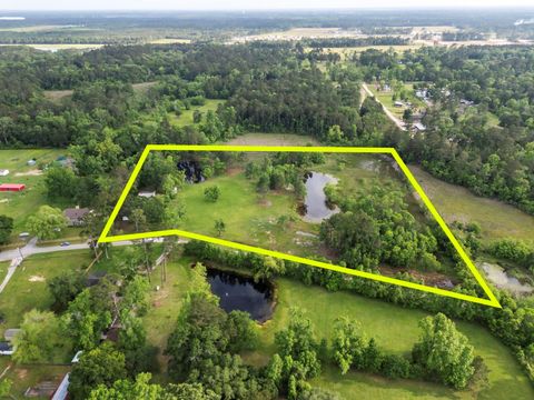 Photo of 16452 Edgefield Lane, Conroe, TX 77302 (MLS # 19694574)