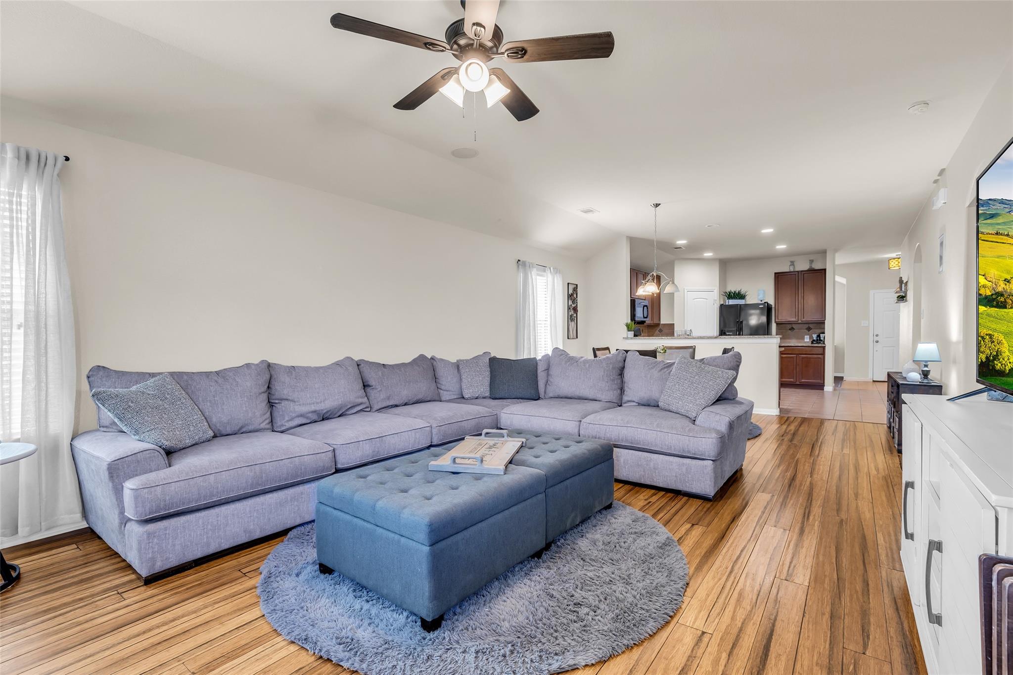 28614 Lockeridge Farms Drive