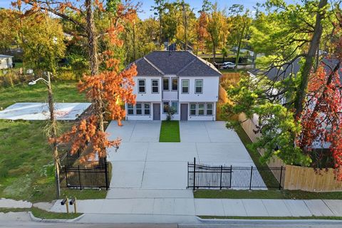 Photo of 8306 Tidwell Road #A/B, Houston, TX 77028 (MLS # 71831270)