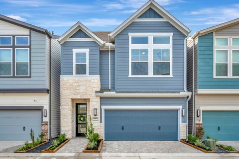 Photo of 16039 Mason Run Drive, Houston, TX 77079 (MLS # 64172634)