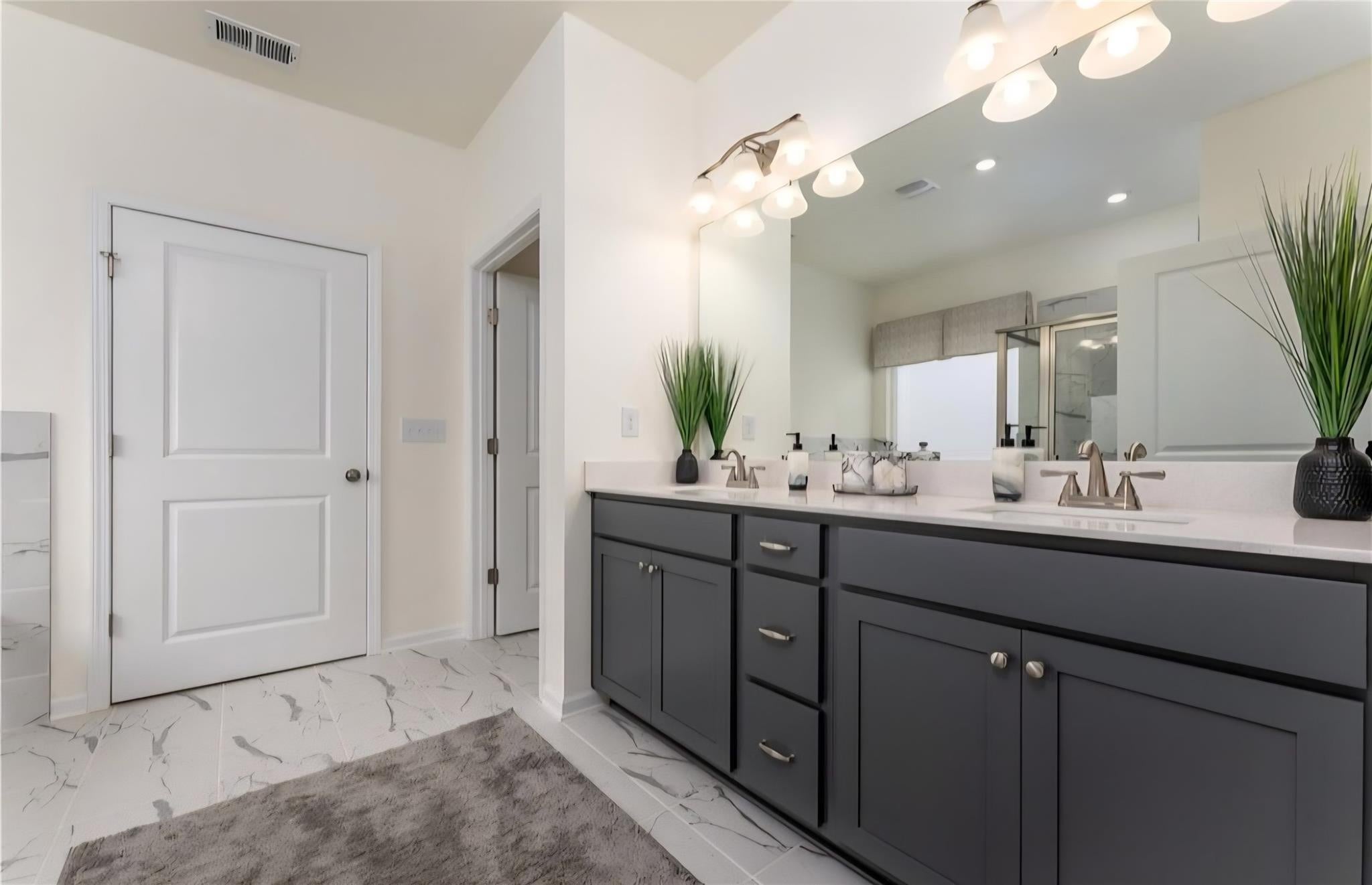 6118 Royal Palm Drive