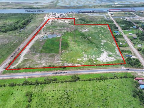 Photo of 1336 John Wayne Road, Port Bolivar, TX 77650 (MLS # 85781970)