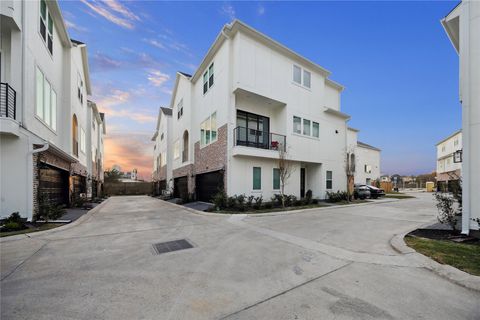 Photo of 3067 Hicks Street, Houston, TX 77007 (MLS # 32066805)