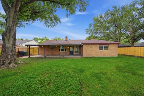 Homes For Sale - 10311 Westray Street<br/> Houston, TX 77043
