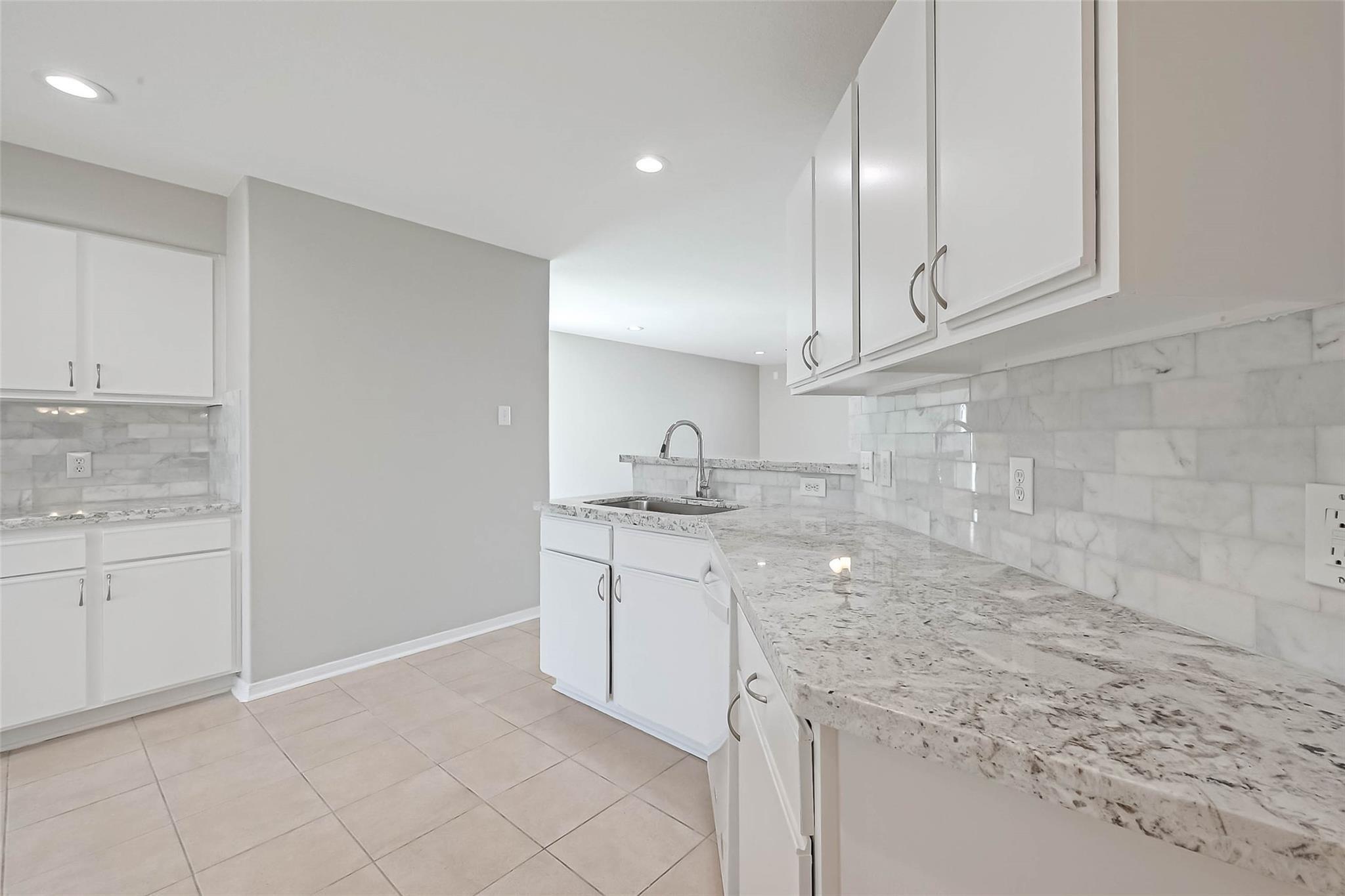 5011 Redwing Brook Trail