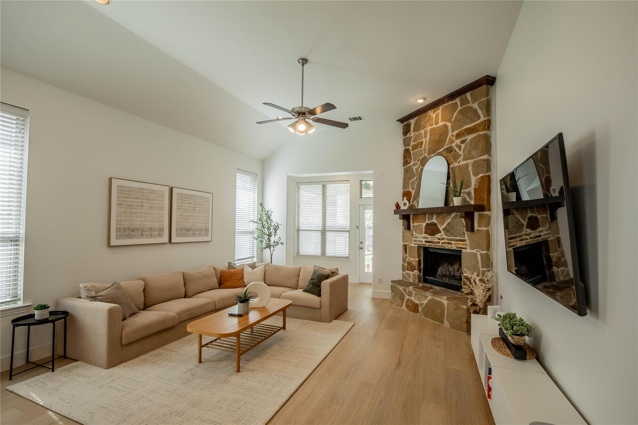 21023 Shelbyville Drive Lane