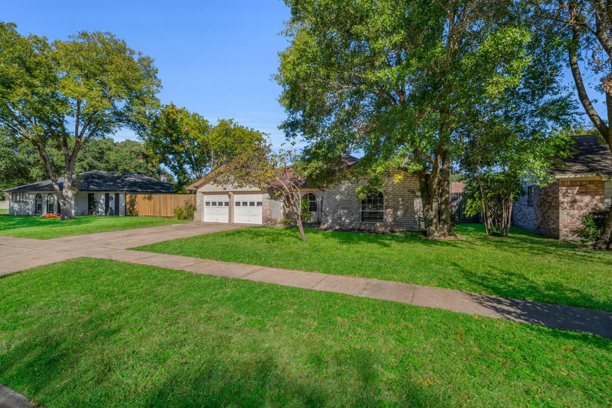 22426 Fincastle Drive