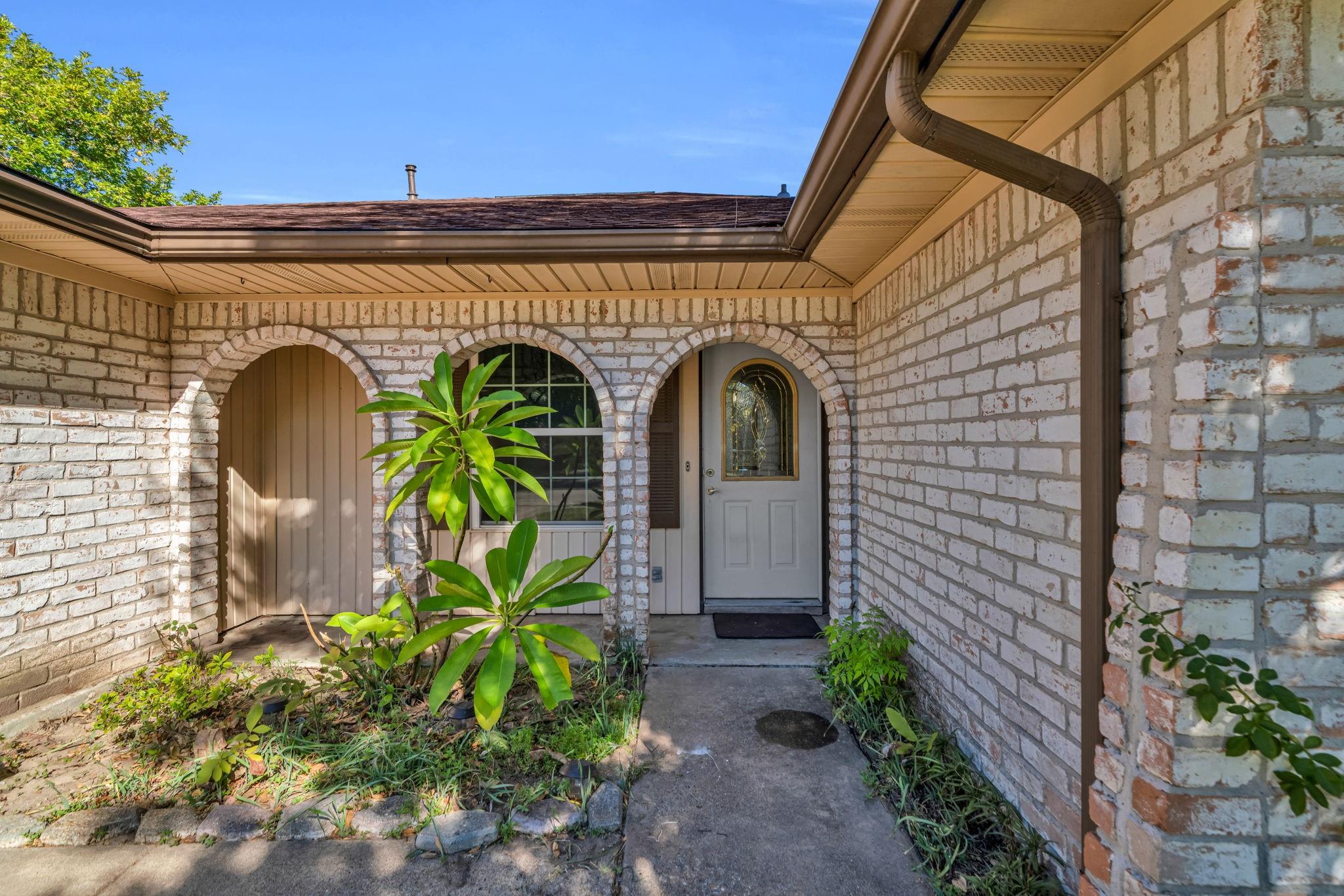 22426 Fincastle Drive