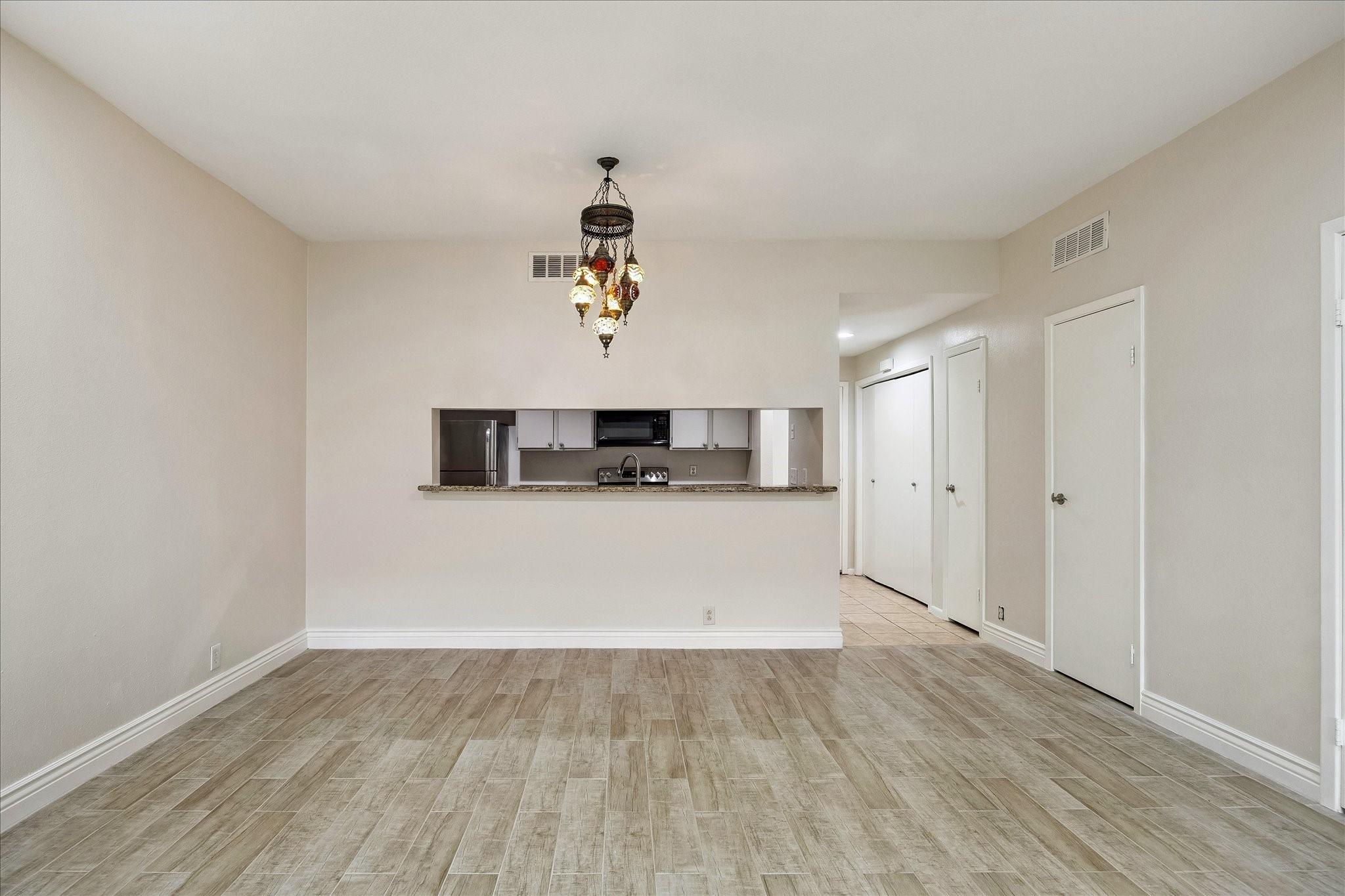 1623 S Kirkwood Road 211