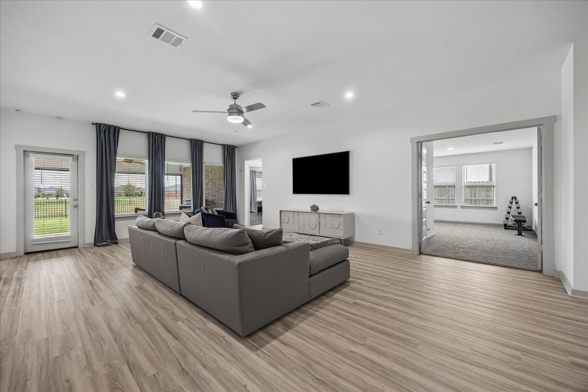 3527 Lake Landing Lane