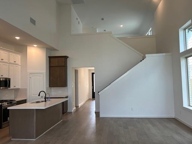 10931 Middle Ridge Drive