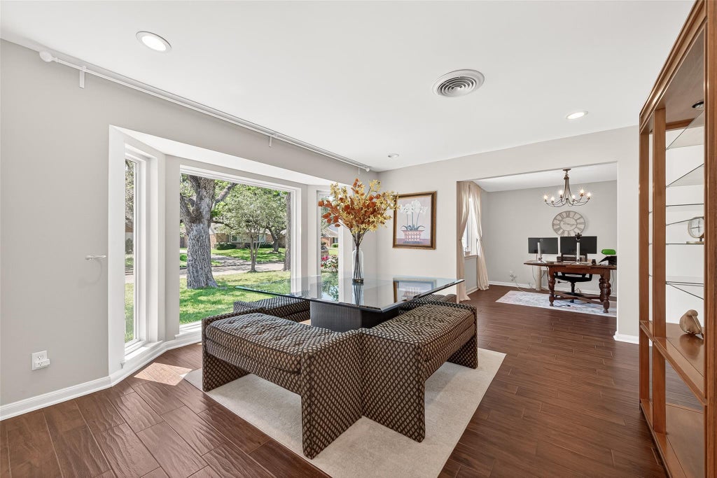 Photo of 2610 Teague Road, Houston, TX 77080 (MLS # 70084862)