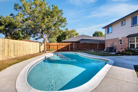 Photo of 7511 Weatherhill Lane, Houston, TX 77041 (MLS # 71635731)