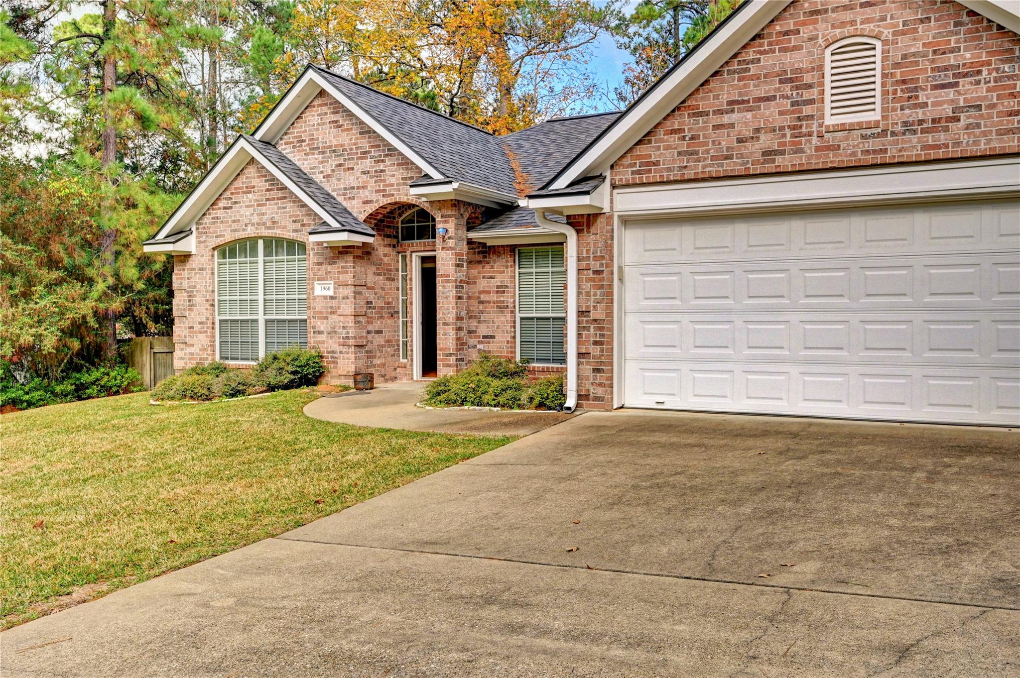 1960 Greentree Drive