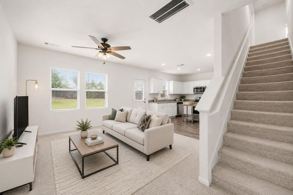 Photo of 674 Amesbury Road, Montgomery, TX 77316 (MLS # 54837638)