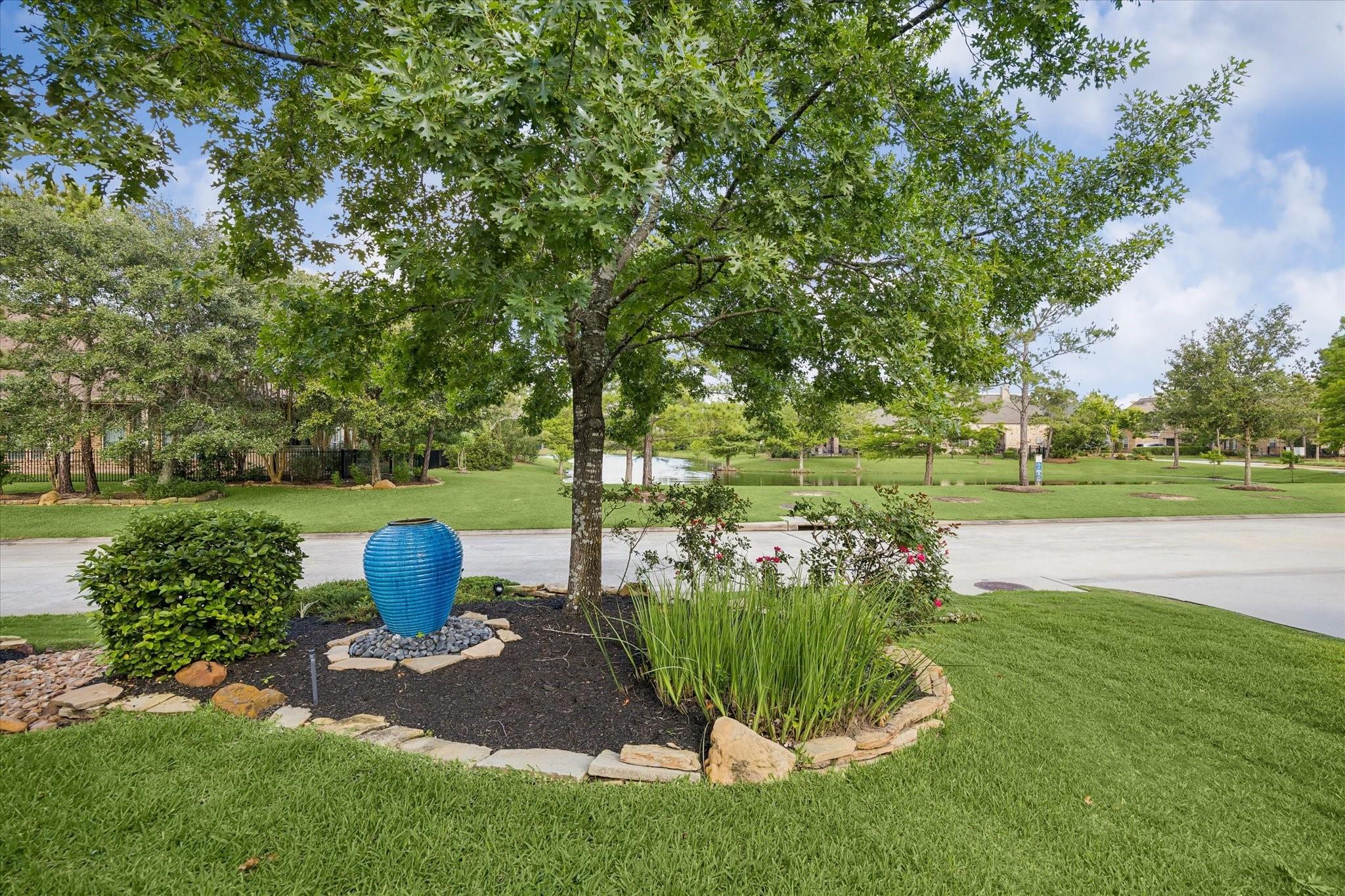 163 Oarwood Place