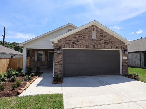 Homes For Sale - 1626 Birch Wood Drive<br/> Rosenberg, TX 77471