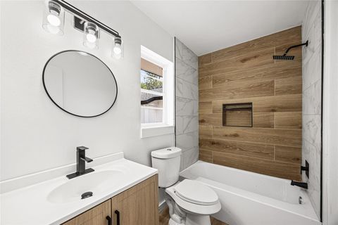 10259 Old Orchard Road La Porte TX 77571