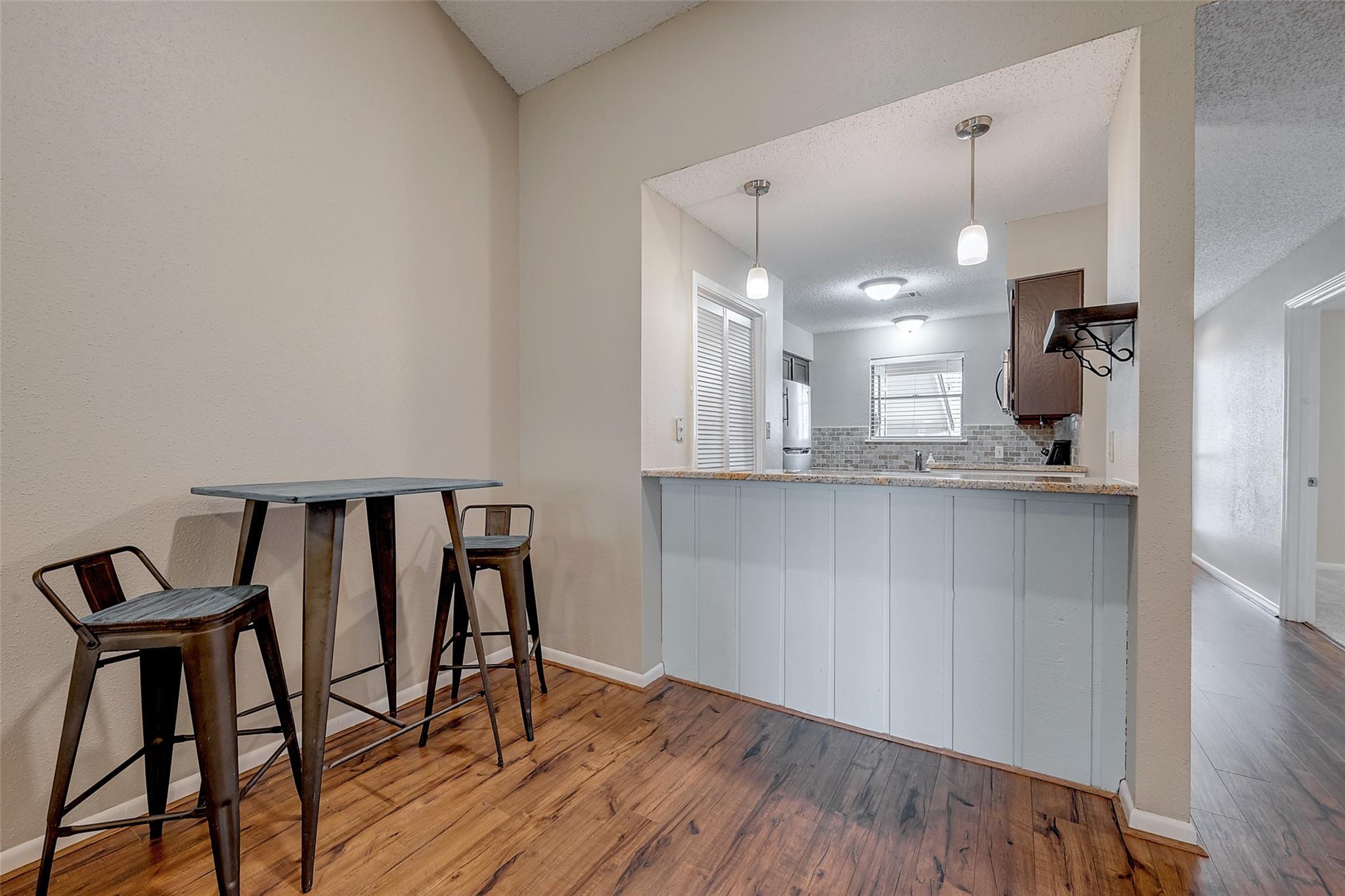 203 Lakeview Terrace G