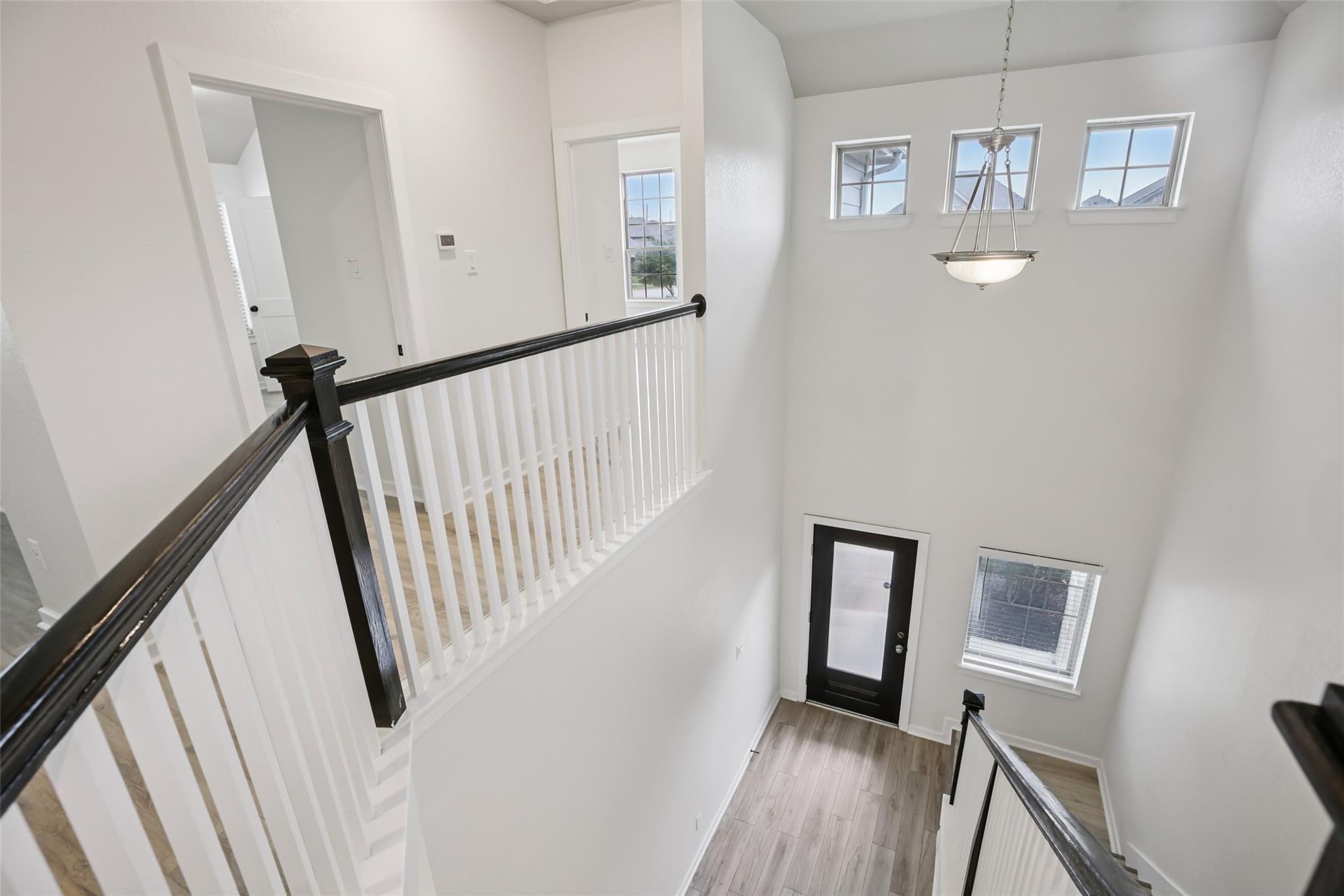 6015 Bridle Gate Trail
