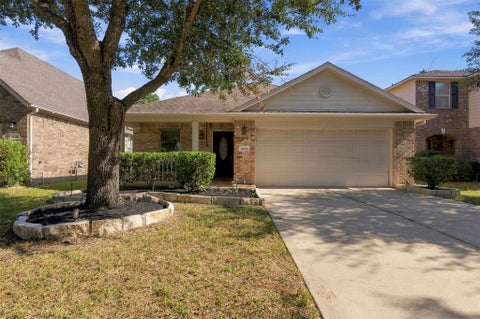 Photo of 8334 Durham Canyon Lane, Cypress, TX 77433 (MLS # 45067116)