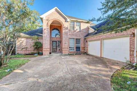 Photo of 2515 Falcon Ridge Street, Pearland, TX 77584 (MLS # 50870877)