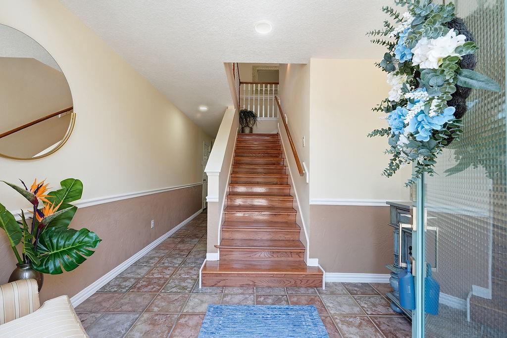 702 Lane Road
