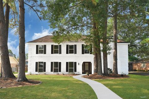 Photo of 7707 12th Fairway Lane, Humble, TX 77346 (MLS # 57895684)