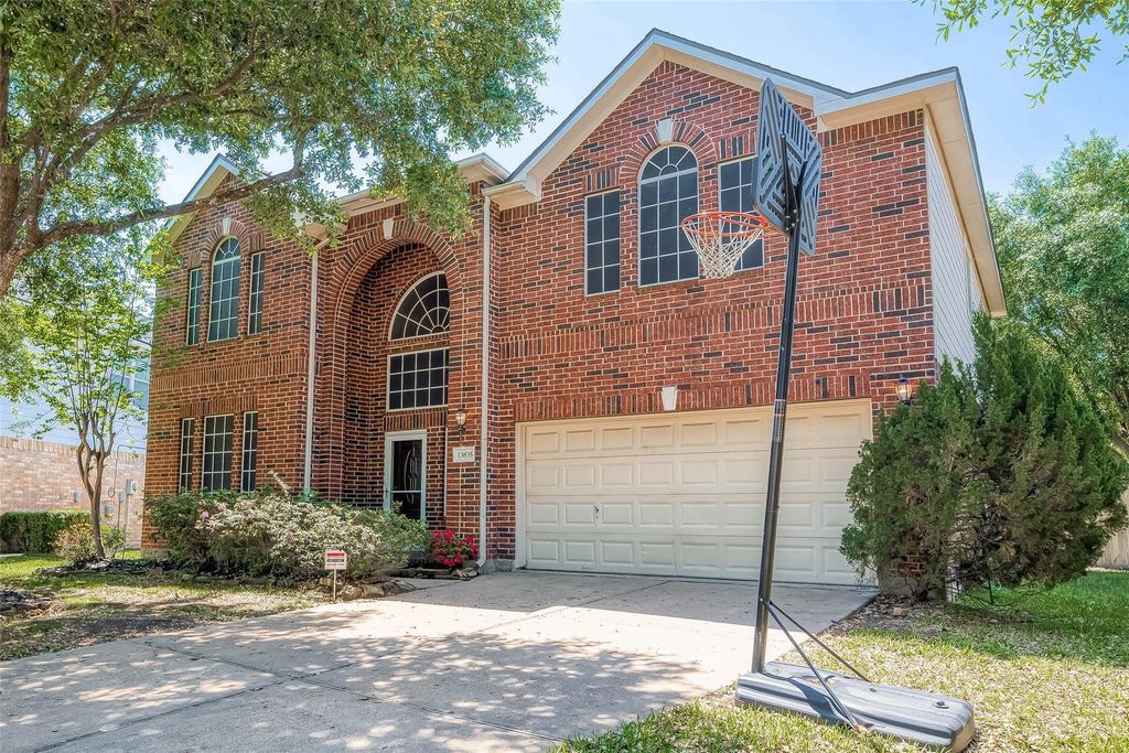 Photo of 13835 Desert Canyon Drive, Houston, TX 77041 (MLS # 6833417)