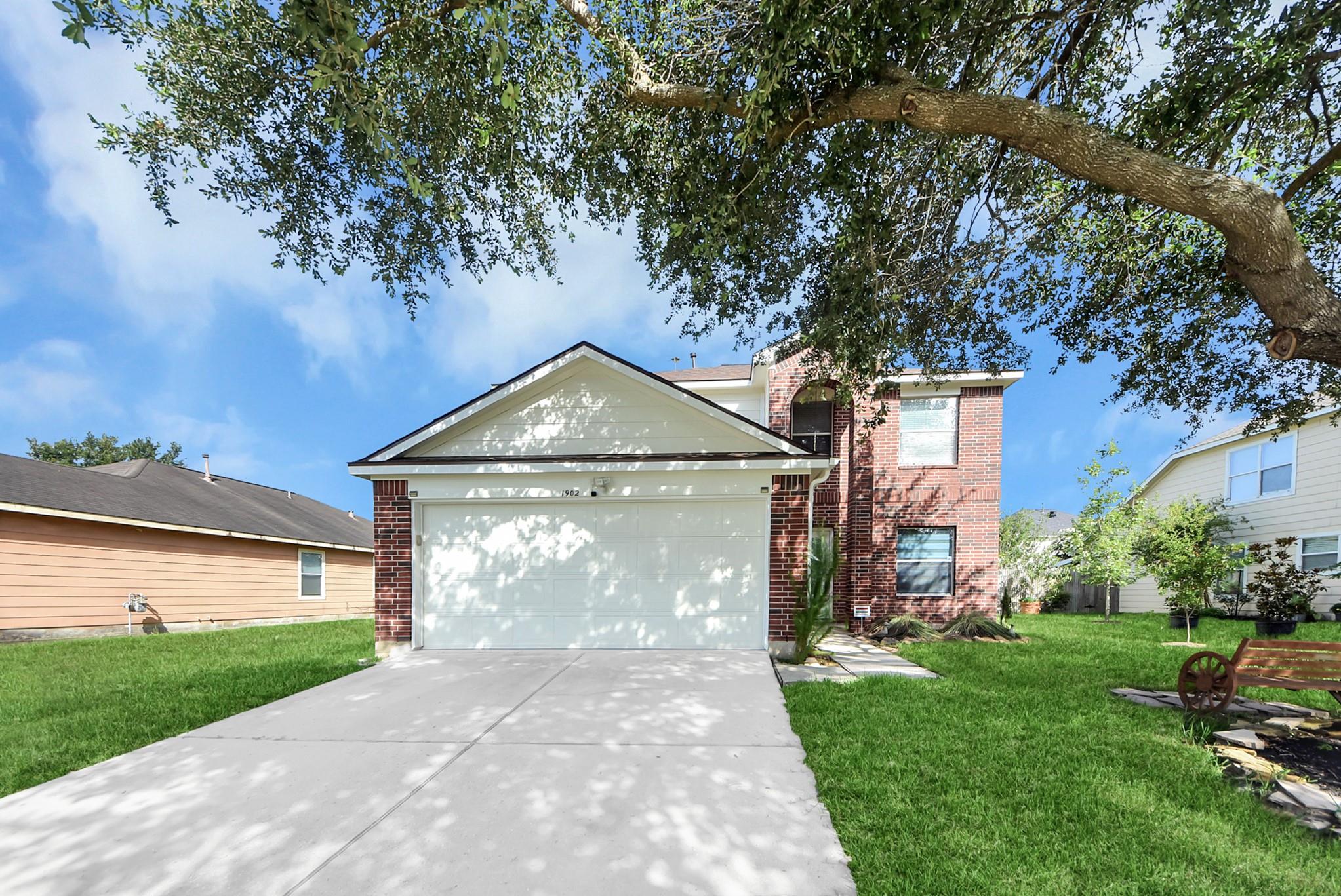1902 Serenata Lane